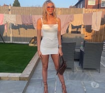 Fun brunette couple-WhatsApp me for menu;)