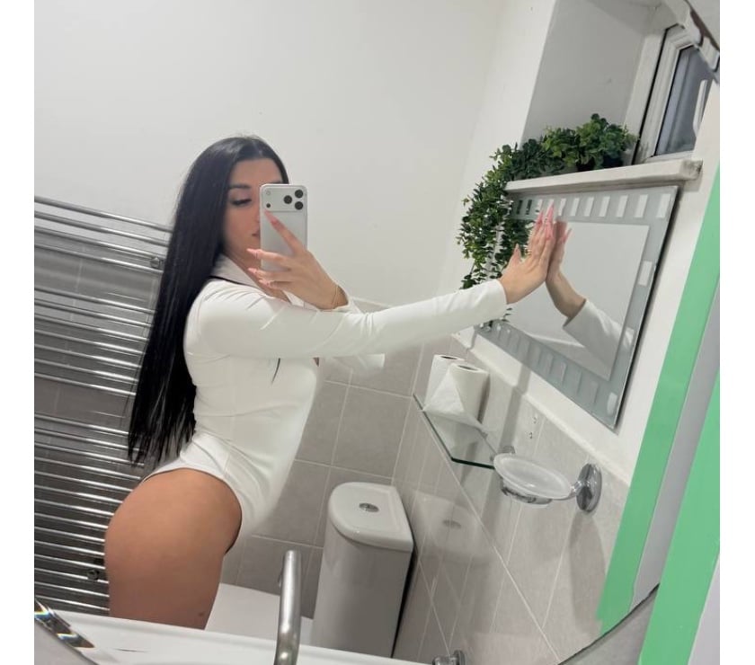 Escorts East London Canary Wharf - East London - Photos for DEEA🩷SWEET&HORNY🔞HOT🔥PartyGirl 🩷