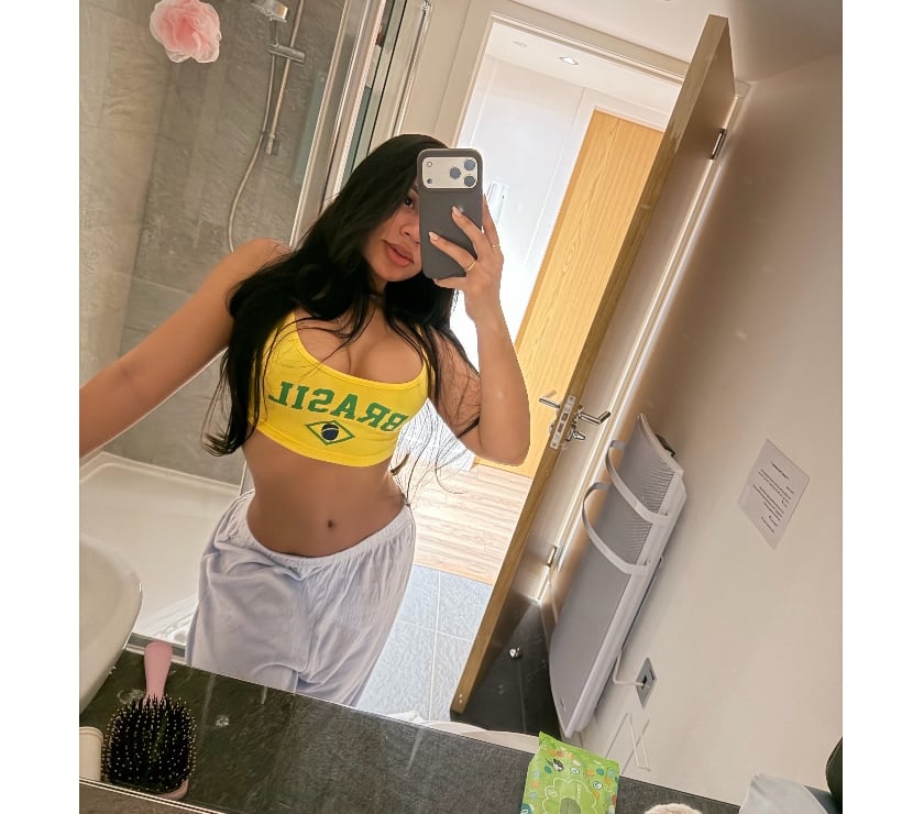 Escorts West Yorkshire Leeds - Photos for High-Class Emiliy Brazilian 🇧🇷 Escort ❤💋😈