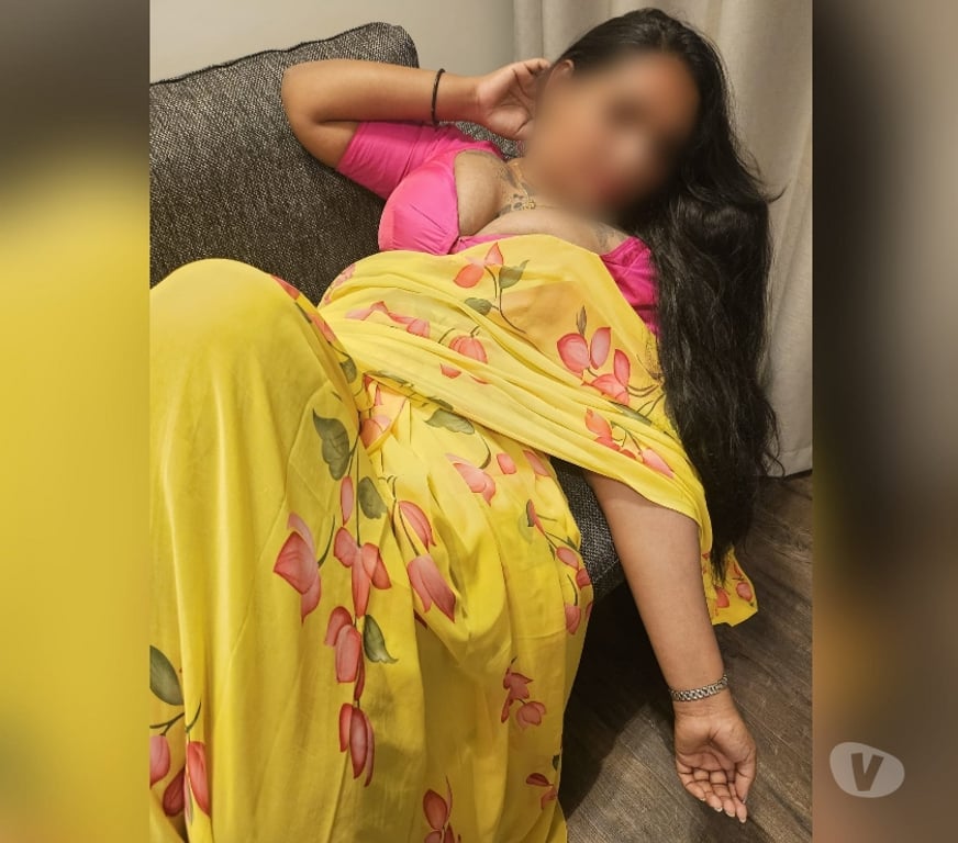 Escorts Leicestershire Leicester - Photos for Oviya Tamil Mix Malayalam Indian Girl New In Leicester