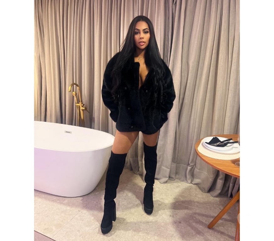 Escorts West Midlands Birmingham - Photos for MELANIE ✨ CLASSY & SEXY BRAZILIAN – REAL PHOTOS 💎