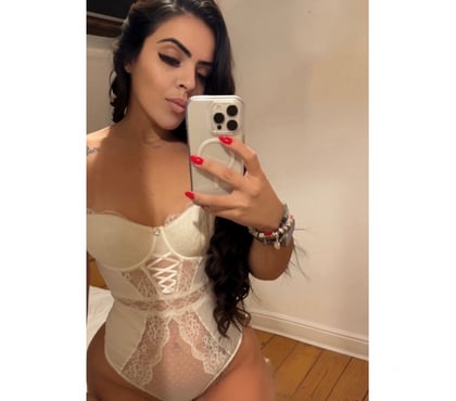 Escort Cardiff City Centre Cardiff - Photos for 🔥 LAURA BigAss🇧🇷 ✨FULL GFE & PARTY