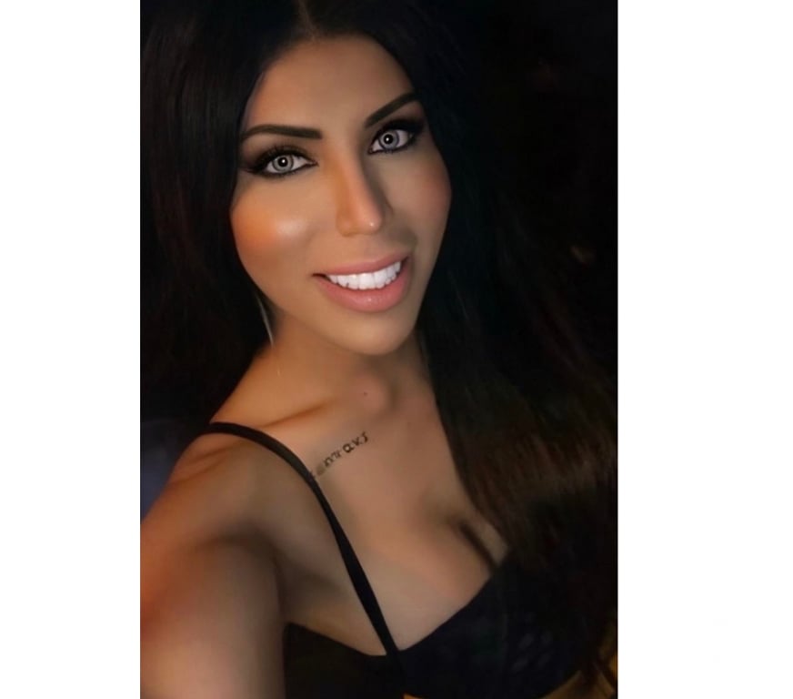 Trans Escorts Buckinghamshire Milton Keynes - Photos for Michelle, spectacular and an expert with beginners