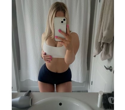  Escorts Woking Town Centre Woking - Photos for NO RUSH SERVICE🔥PARTY GIRL🍾GFE💋❤️