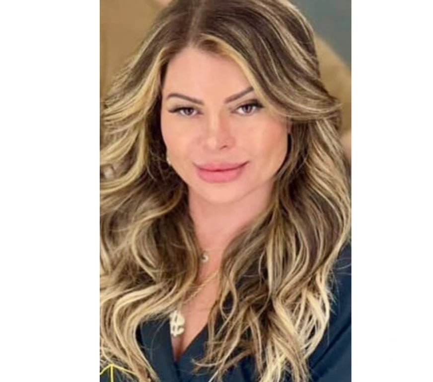 Trans Escorts Hampshire Test Valley - Photos for The Queen is Back