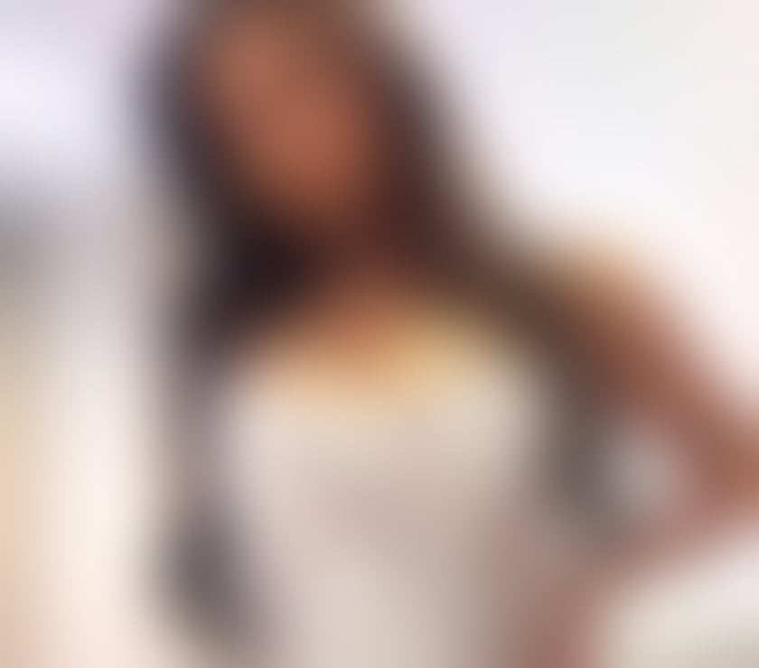 LAURA LOVE PARTY BRAZILIAN