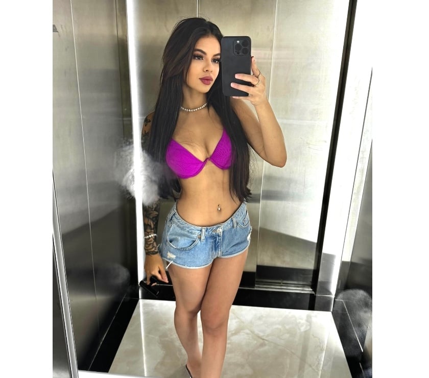 Escorts Hampshire Rushmoor - Photos for STUNNING BRUNETTE 🦋✨