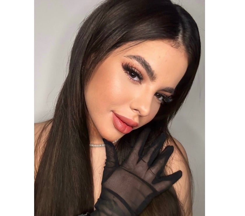 Escorts Hampshire Rushmoor - Photos for STUNNING BRUNETTE 🦋✨