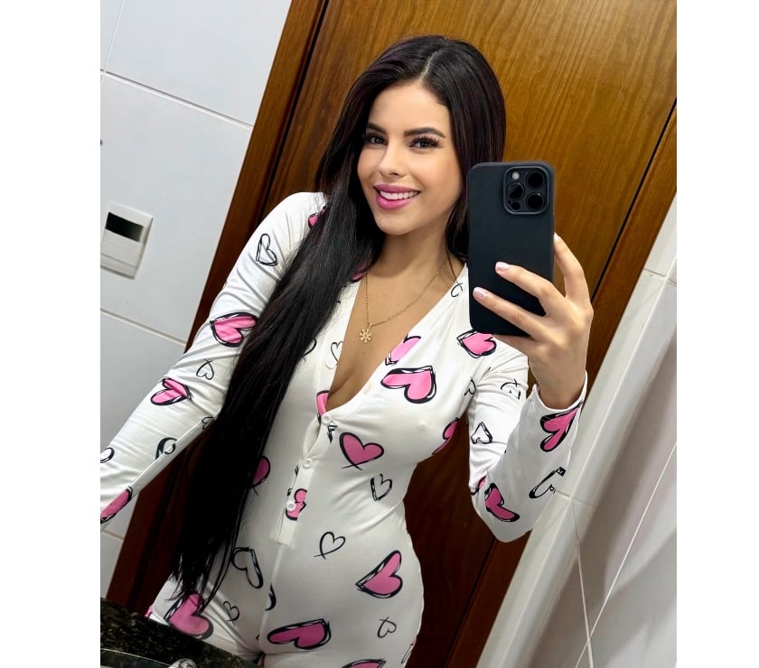 Escorts Farnborough Rushmoor - Photos for STUNNING BRUNETTE 🦋✨