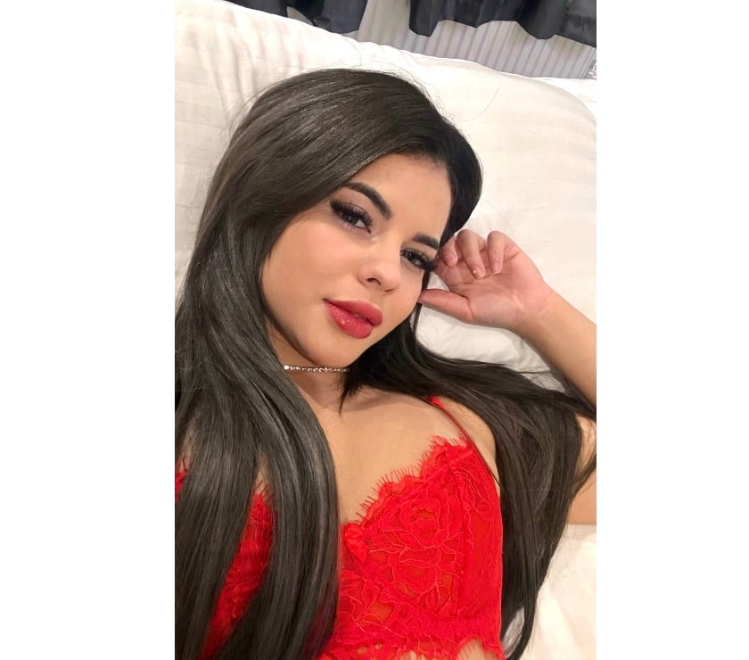 Escorts Hampshire Rushmoor - Photos for STUNNING BRUNETTE 🦋✨