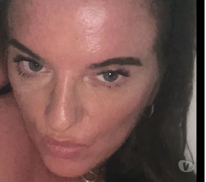 Adult Entertainment Lincoln City Centre Lincoln - Photos for Blue eyed busty MILF