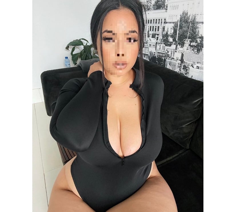 Escorts London Bridge Station Central London - Photos for Sofia Curvy hot big tits💦🍒🍑😋 Big party🔥🍒