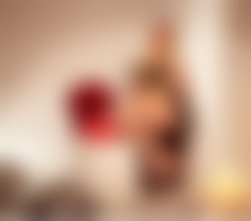  Escorts Heathrow Terminal 5 Station West London - Photos for HERE FOR A WEEK ONLY👑VIP PARTY GIRL💋