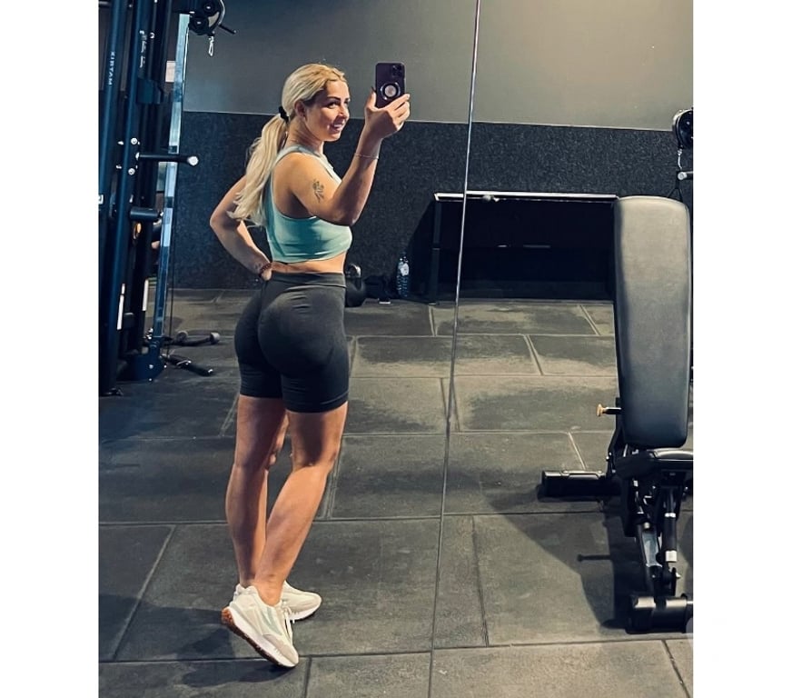 Escorts Bedfordshire Central Bedfordshire - Photos for HERE FOR A WEEK ONLY👑VIP PARTY GIRL💋