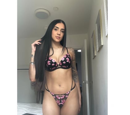  Escorts Swindon Town Centre Swindon - Photos for Maitê ✨ big ass 🇧🇷