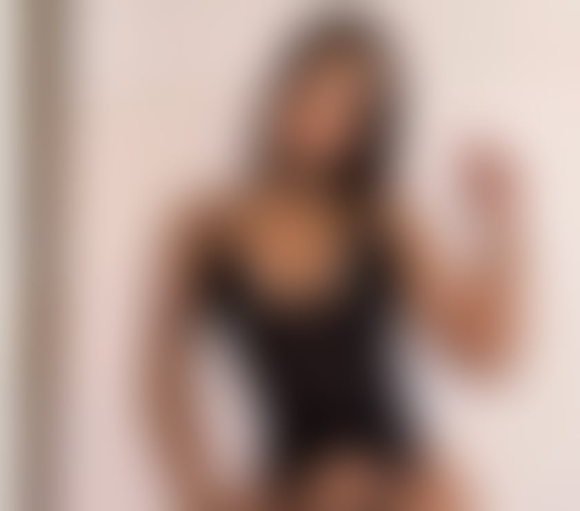  Escorts & Erotic Massage Canning Town East London - Photos for 🔥🔥savana party girl new in town Brazilian 🇧🇷