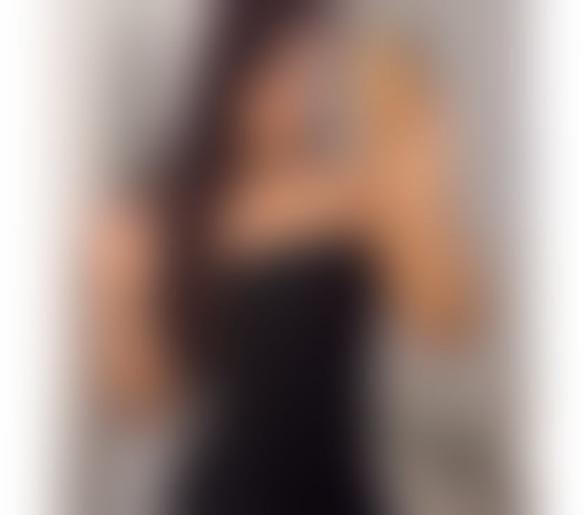 Escorts South East London Croydon - Photos for ✨Sabrina available incall & outcall Party👠🍾