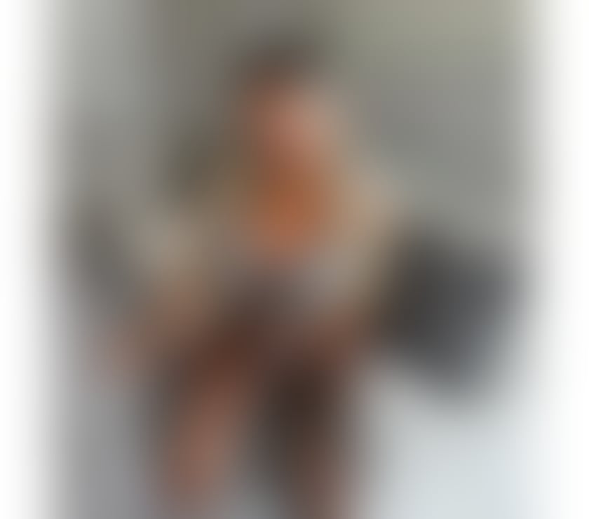 Escorts Surrey Woking - Photos for Barbara🍭Blonde and sensual🫦