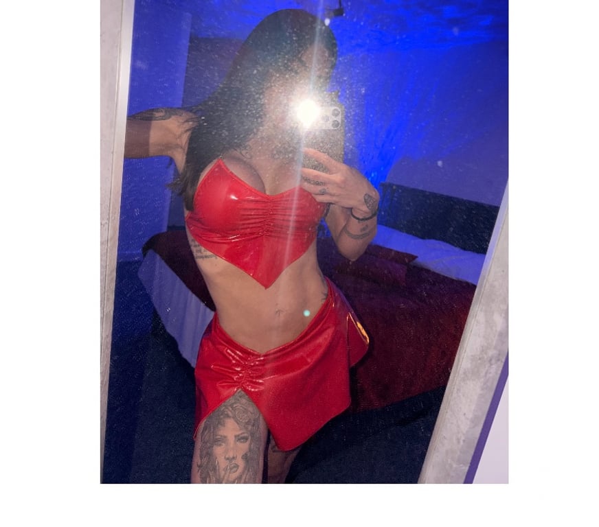 Trans Escorts Cardiff Cardiff City Centre - Cardiff - Photos for ⭐️ Sexy New TS inTown Bruninha Hot ⭐️