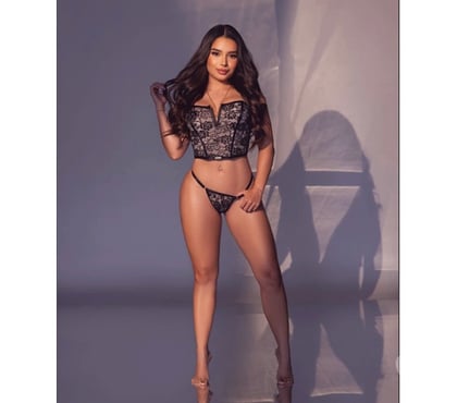  Escorts Northampton West Northamptonshire - Photos for Nicole sexy latina 🌸🥂