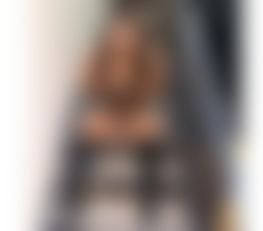  Escorts & Erotic Massage Hillingdon Station Hillingdon - Photos for Sultry Brazilian Woman>>> Party