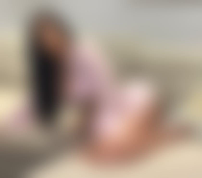 Aisha Milano sweet and angelical brunette new in the town