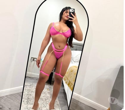 Photos for Brazilian brunette with a big butt 🇧🇷