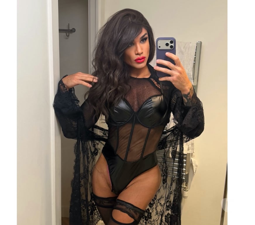 Trans Escorts East London Stratford International - DLR Station - East London - Photos for 🔥🔥 Latina TRANS Elegant & Discreet Companion 🔥🔥