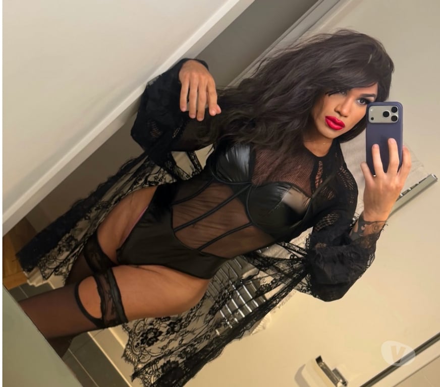 Trans Escorts East London Stratford International - DLR Station - East London - Photos for 🔥🔥 Latina TRANS Elegant & Discreet Companion 🔥🔥