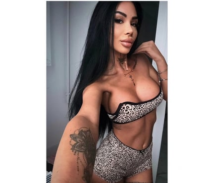  Escorts Glasgow City Centre Glasgow - Photos for JUST ARRIVED IN TONW 🔥🔥