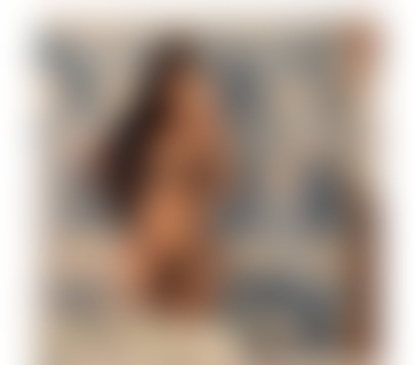 🥳Party girl in the city🥳