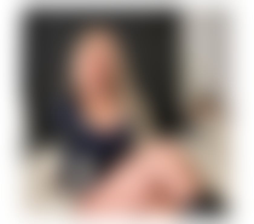 Tainá VIP Experience with Stunning Latina 🟢