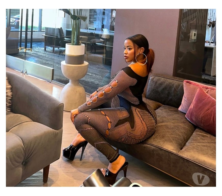 Escorts Buckinghamshire Milton Keynes - Photos for Ebony Latina girl 🥵 New in town