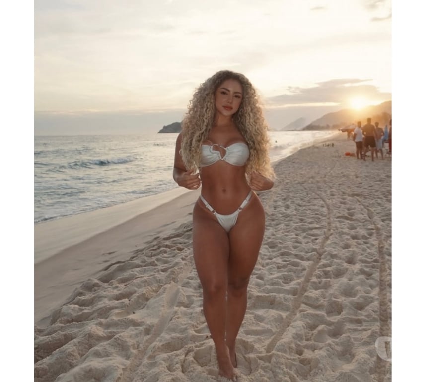 Escorts Surrey Runnymede - Photos for Tantric massage , Dip tissue with Laura