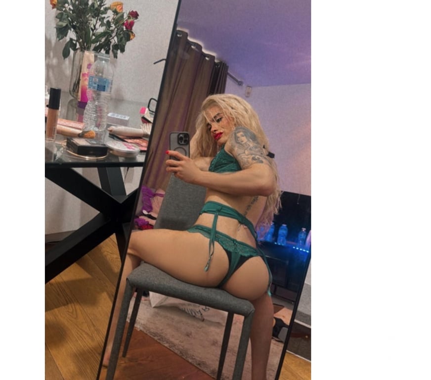 Trans Escorts Merseyside Liverpool - Photos for Ary Brasiliam hot party 🇧🇷😈