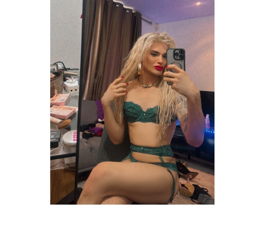 Trans Escorts Merseyside Liverpool - Photos for Ary Brasiliam hot party 🇧🇷😈