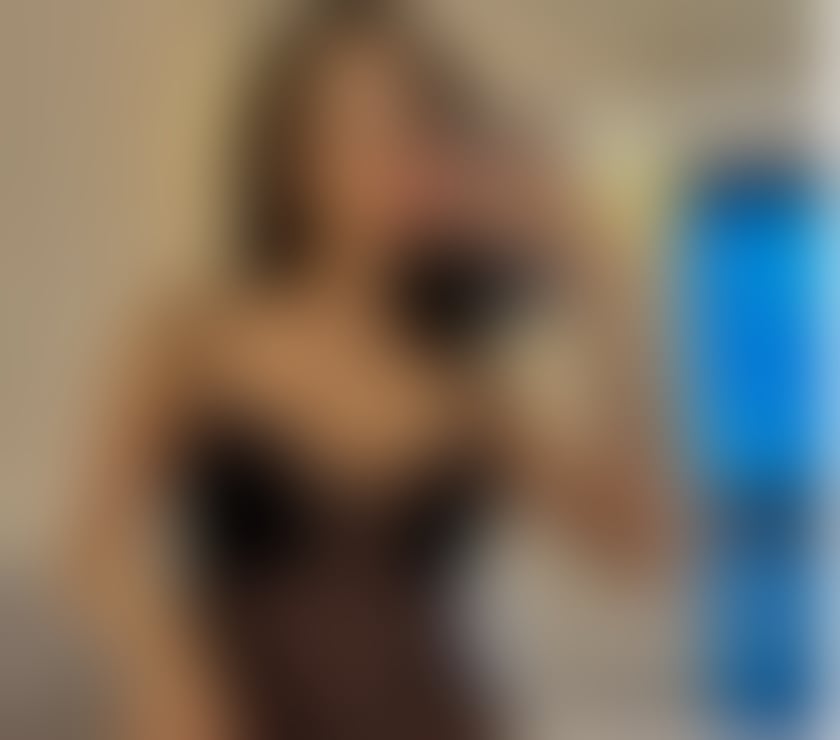 Escorts Central London Victoria - Central London - Photos for LUNA The Essence of Discreet Luxury 💎