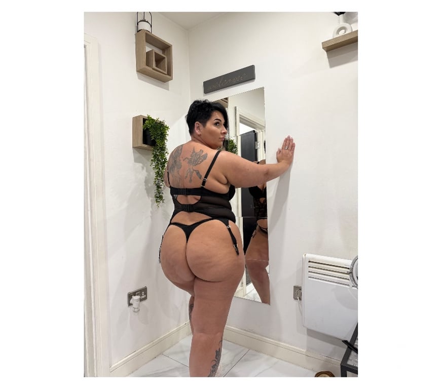 Escorts East London Redbridge - Photos for 💕BUSTY DIANA IN ILFORD💕