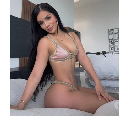 Escorts Romford Havering - Photos for Julia new girl in town 👅💦