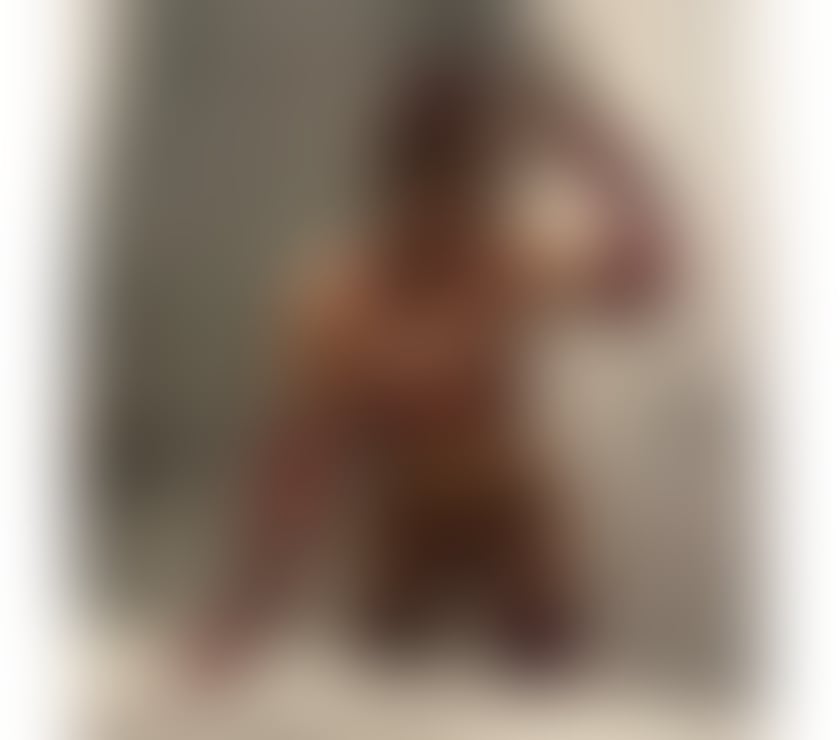 Photos for SOPHIA HOT 🎀 LAST DAY IN TOWN 🫦 CALL ME 😘