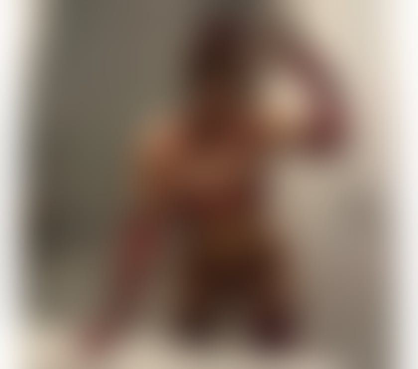 Escorts Swansea City Centre Swansea - Wales - Photos for SWEET SOPHI 🩷 PARTY GIRL 🫦