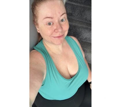 Adult Entertainment Hackney East London - Photos for curvy sexy ginger milfy natural HH t!ts 🍒big 🍑