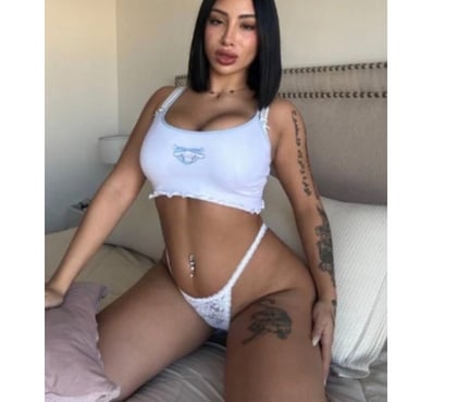  Escorts & Erotic Massage London Gatwick Airport Crawley - Photos for KIM🍭HOT CURVY PARTY-GIRL🥳 OUTCALL☎️🔞