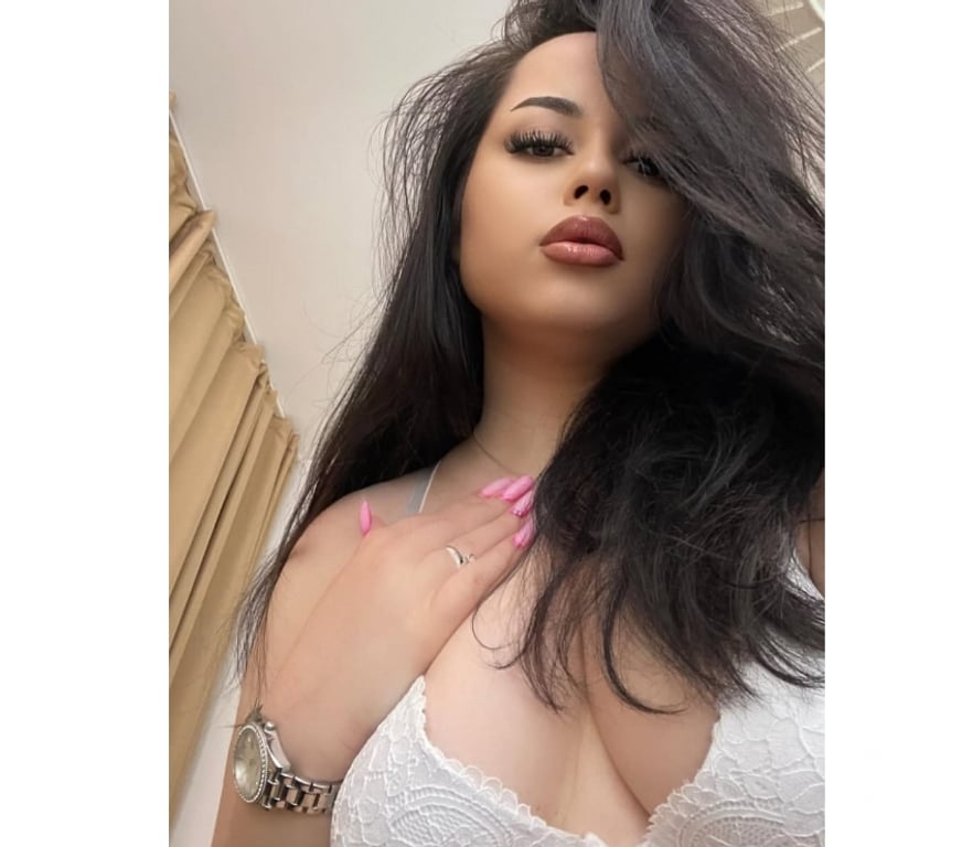 Escorts Nottinghamshire Nottingham - Photos for New New PARTY-GIRL -Real Photos-NO RUSH!😜💋