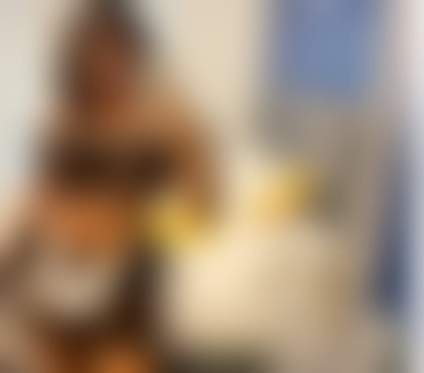 Escorts Sheffield City Centre Sheffield - Photos for Young Brazilian and New to the UK