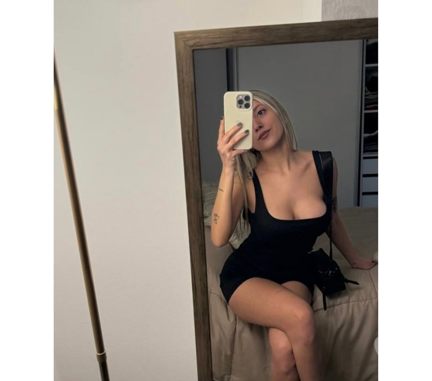 Escorts East London Bromley by Bow - East London - Photos for CAMILA 🇧🇷 I'm New Here ❤️