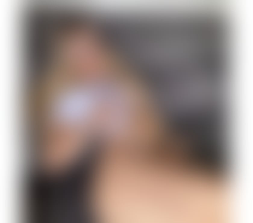 Escort Poplar East London - Photos for 🍾 FUN ✨ CHARM ✨ GREAT COMPANY ✨🍾