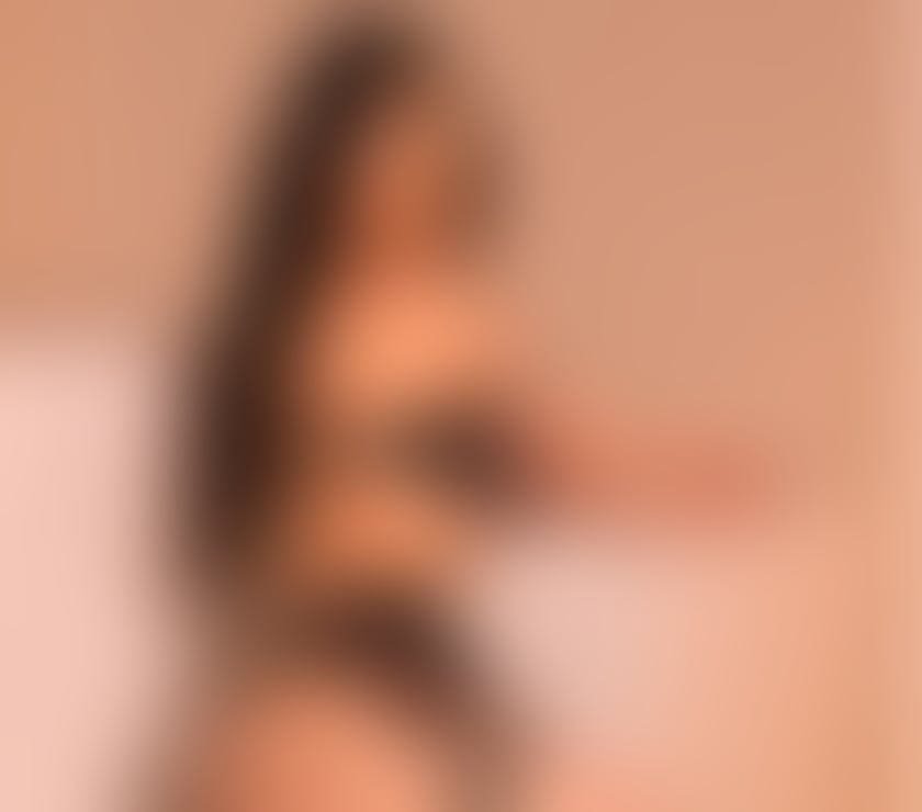  Escorts & Erotic Massage High Wycombe Buckinghamshire - Photos for 😘♥️ Toppp ♥️😘 Fiery brunette for a few days