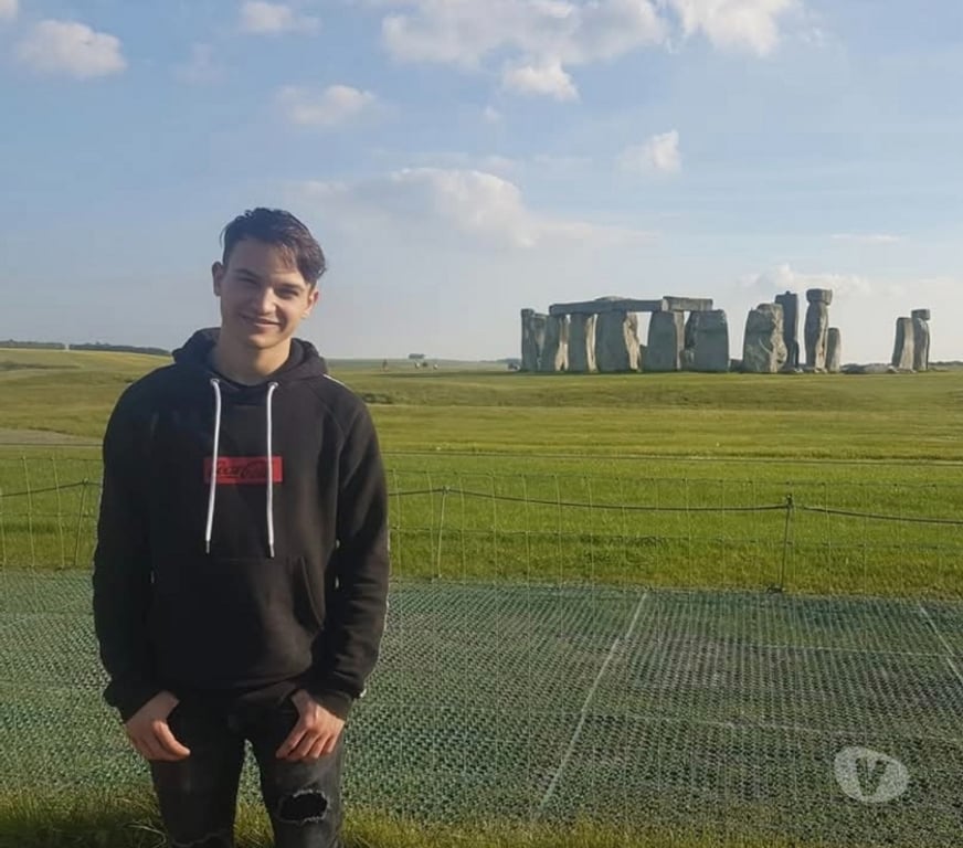  Gay massage Wiltshire Swindon - Photos for Swindon area available