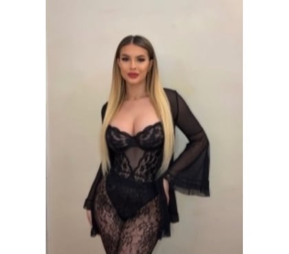 Escorts Luton Town Centre Luton - Photos for 🥰Adelle🥰 : Escort og Massage.